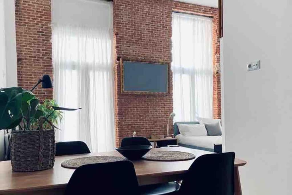 Unique Nyc Style Loft In The Heart Of Madrid Apartment Bagian luar foto